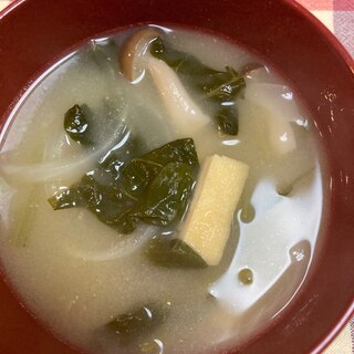 栄養満点‼小松菜の味噌汁♡